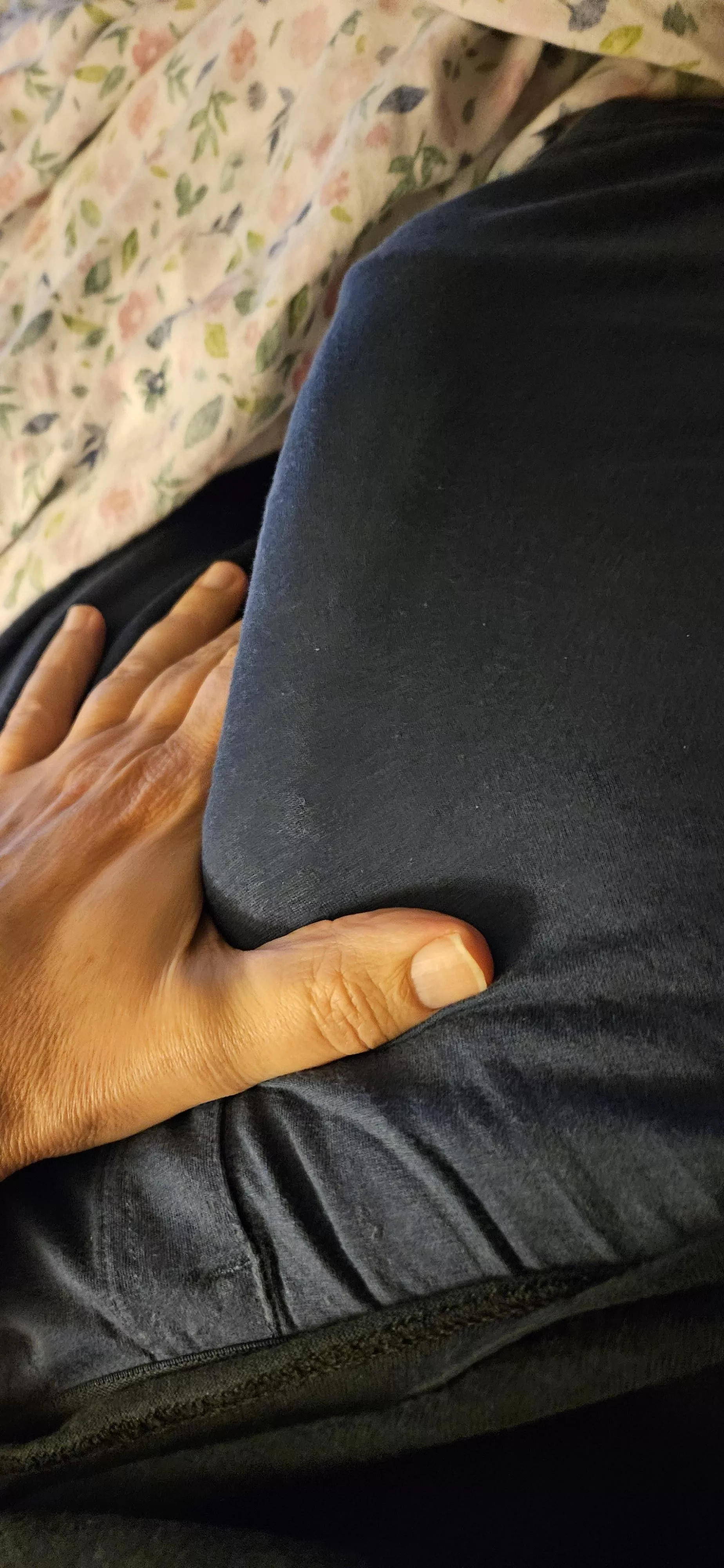 Can you see my outline or do these need to be tighter?