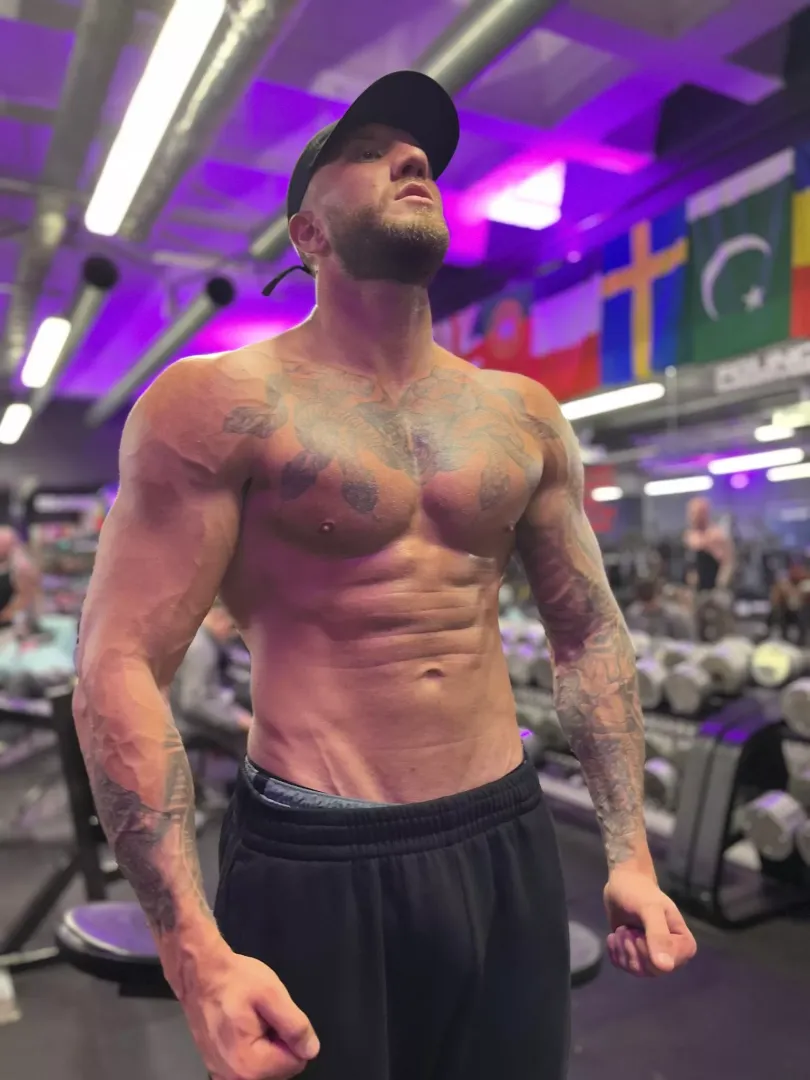 Can you take my cock for 2 hours on your knees?