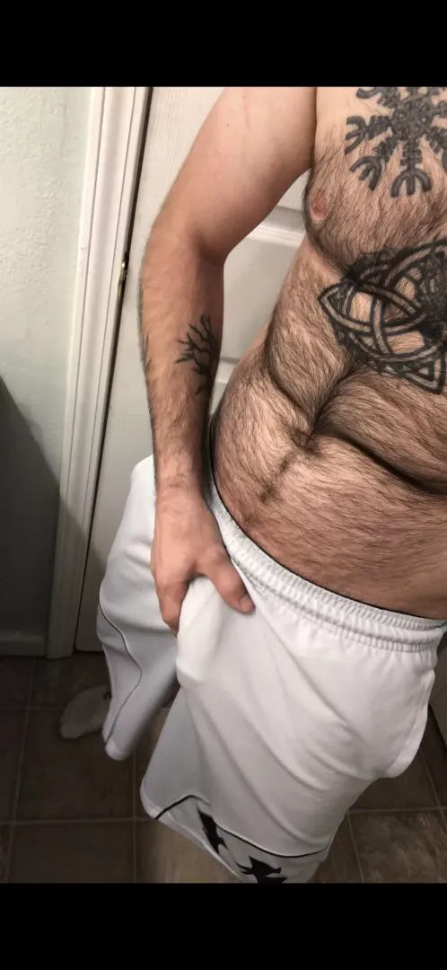 Can you tell it’s thick through my shorts?