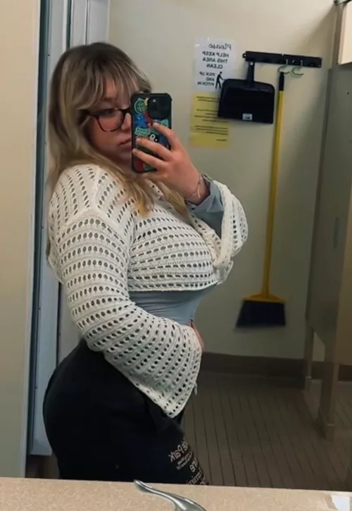 Can't hide that side profile