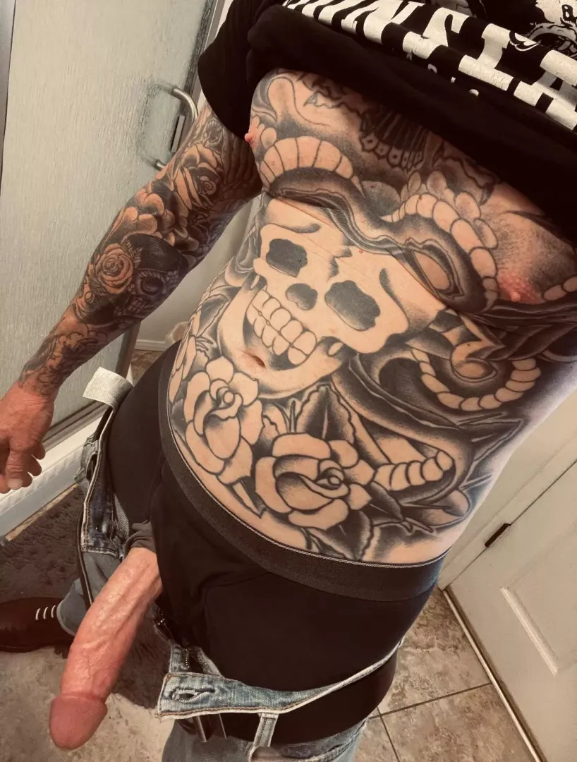 Can’t seem to contain this cock