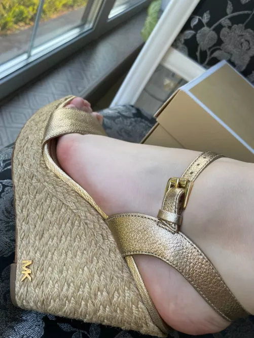 Can't wait to hot weather and walk in them