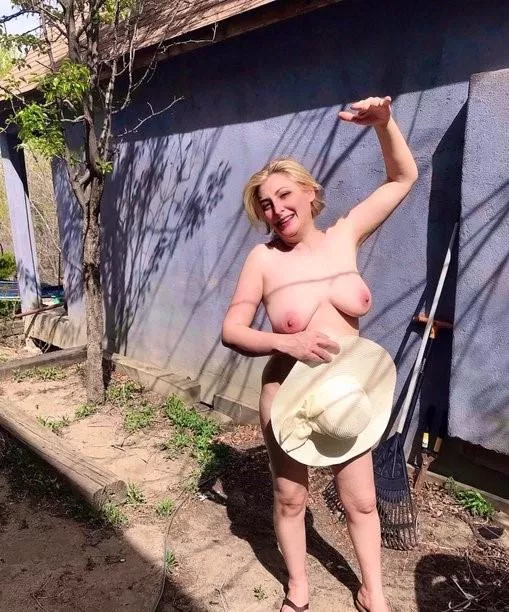 Catch the sun before it’s gone! ☀️🌻😎🌞🌻 🌻☀️😎🌞🌻☀️😎🌞🌻☀️😎🌞🌻