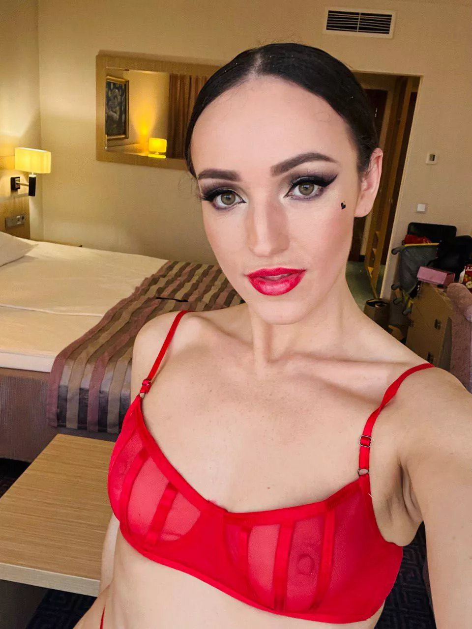 Chase your dreams, not your ex 🏃‍♀️