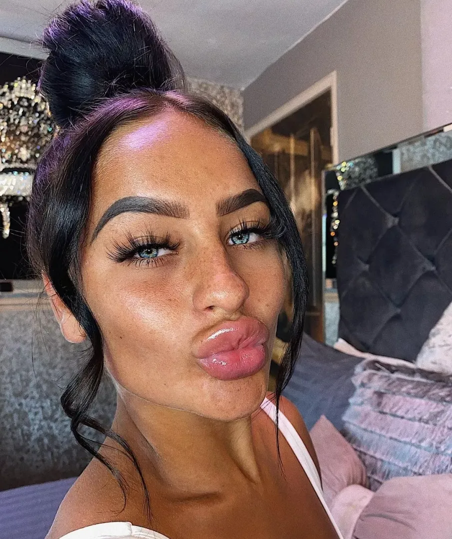 Chav lips