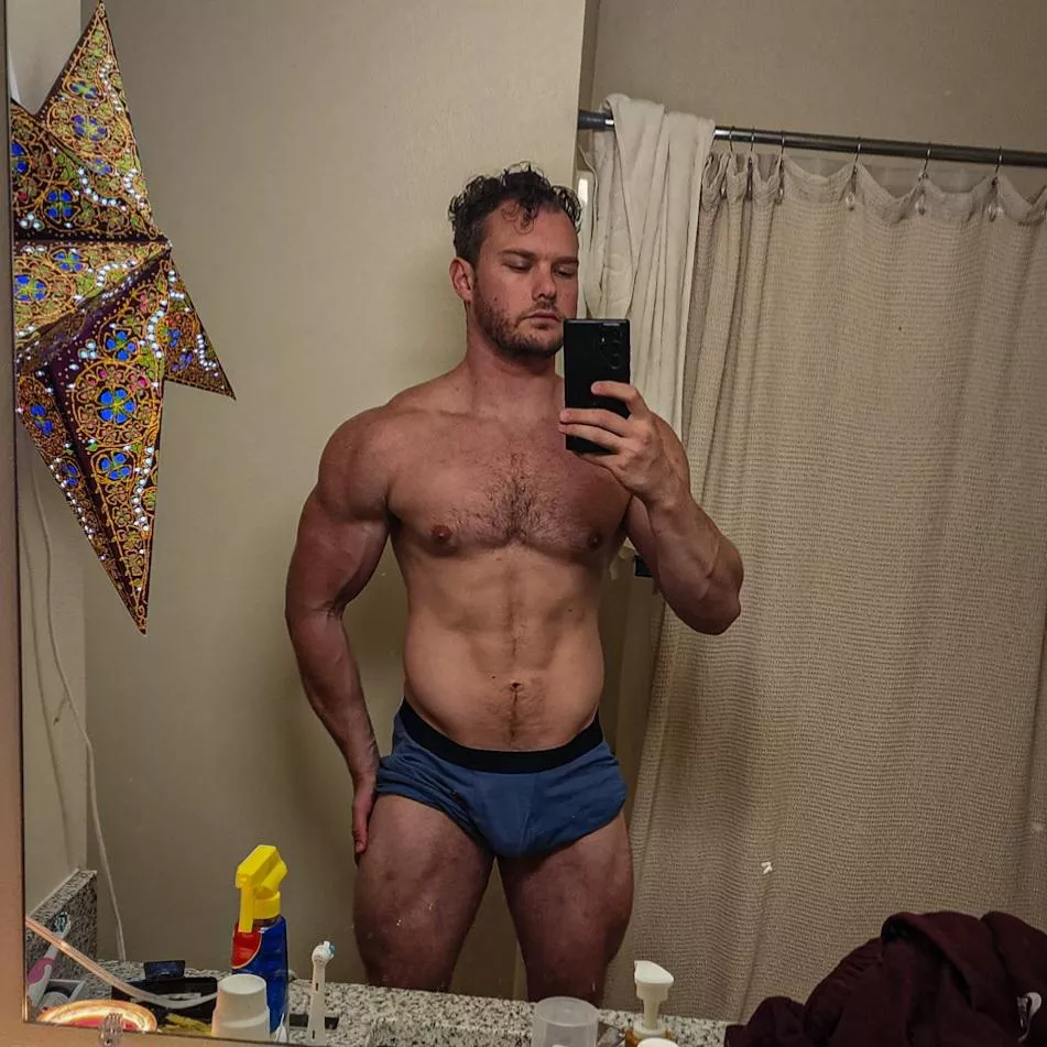 Cheating and making boxer briefs look like briefs