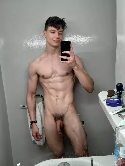 Cheeky after sex selfie