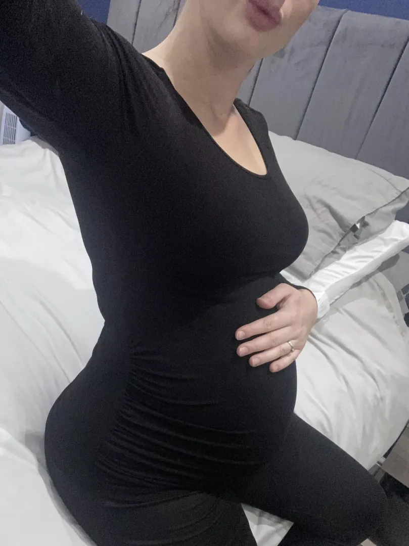 Cheeky Tuesday snap 😛