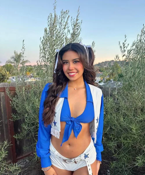 Cheerleader