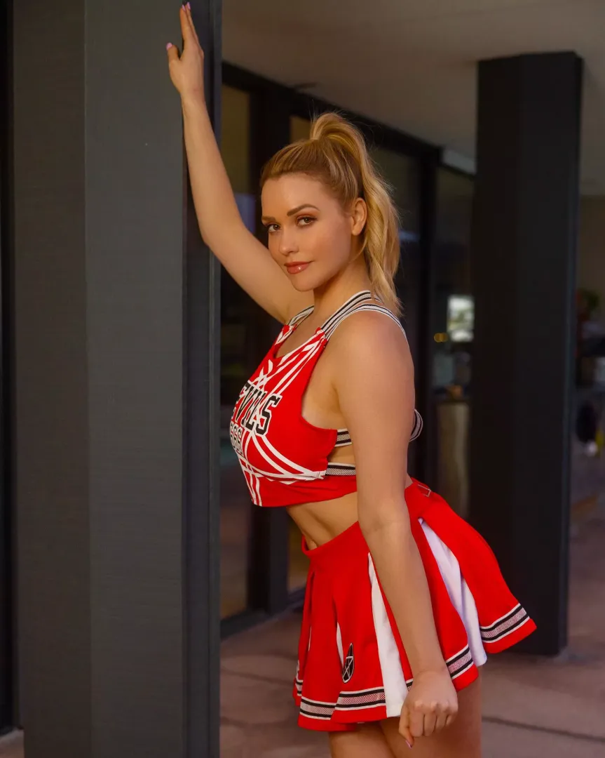 Cheerleader