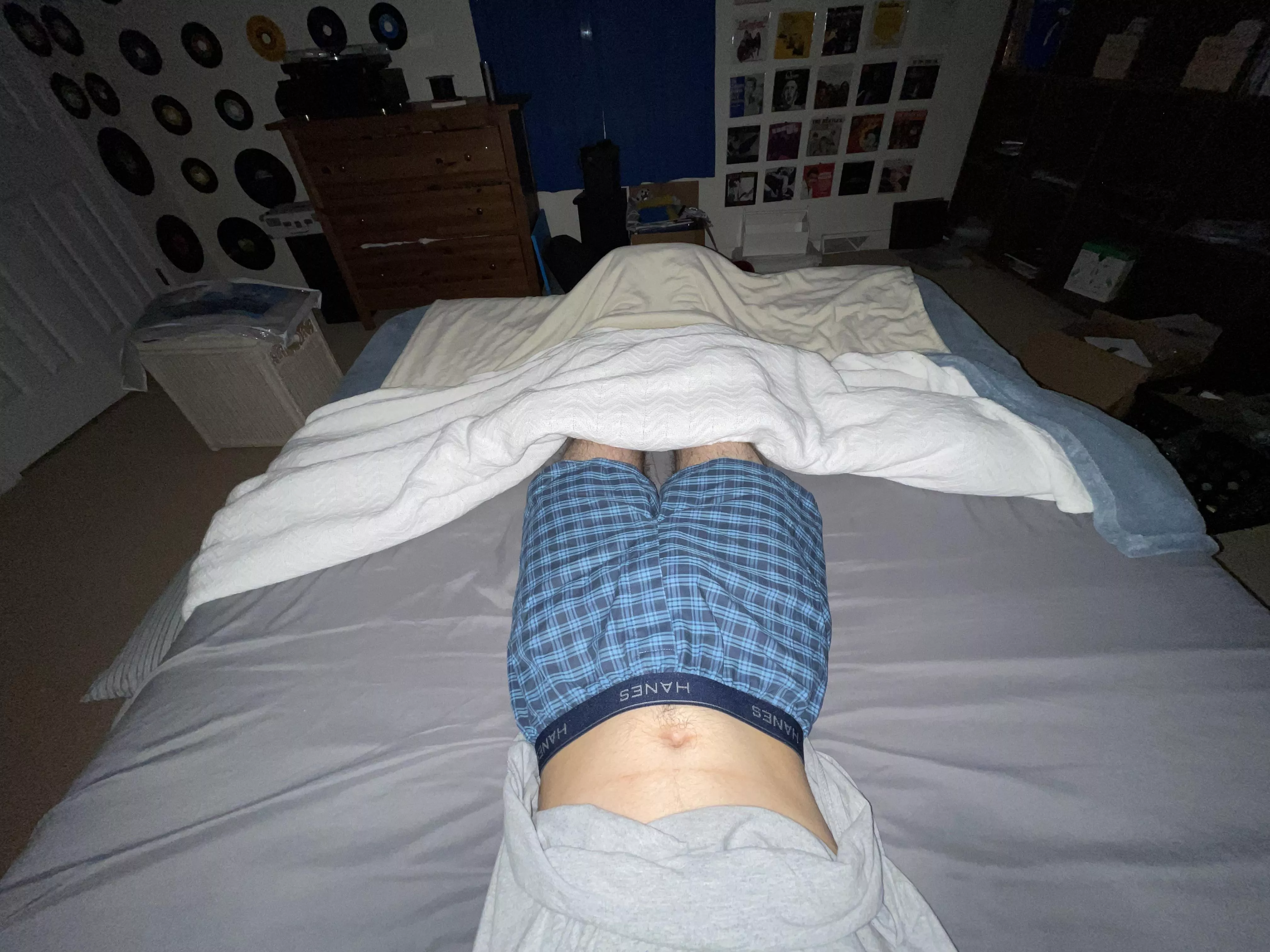 Chilling out in bed in my boxers! Pms open