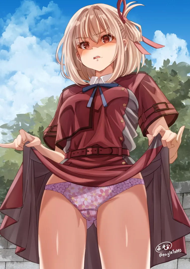 Chisato Lifting Up Her Skirt (Lycoris Recoil)