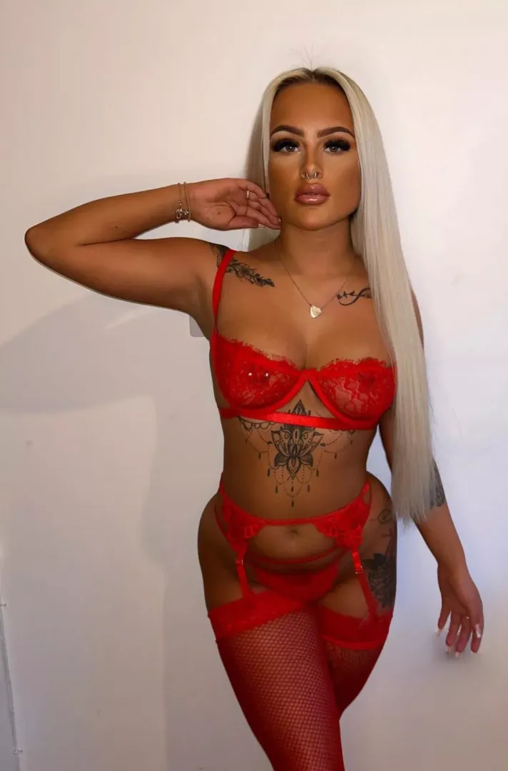Chloe 4