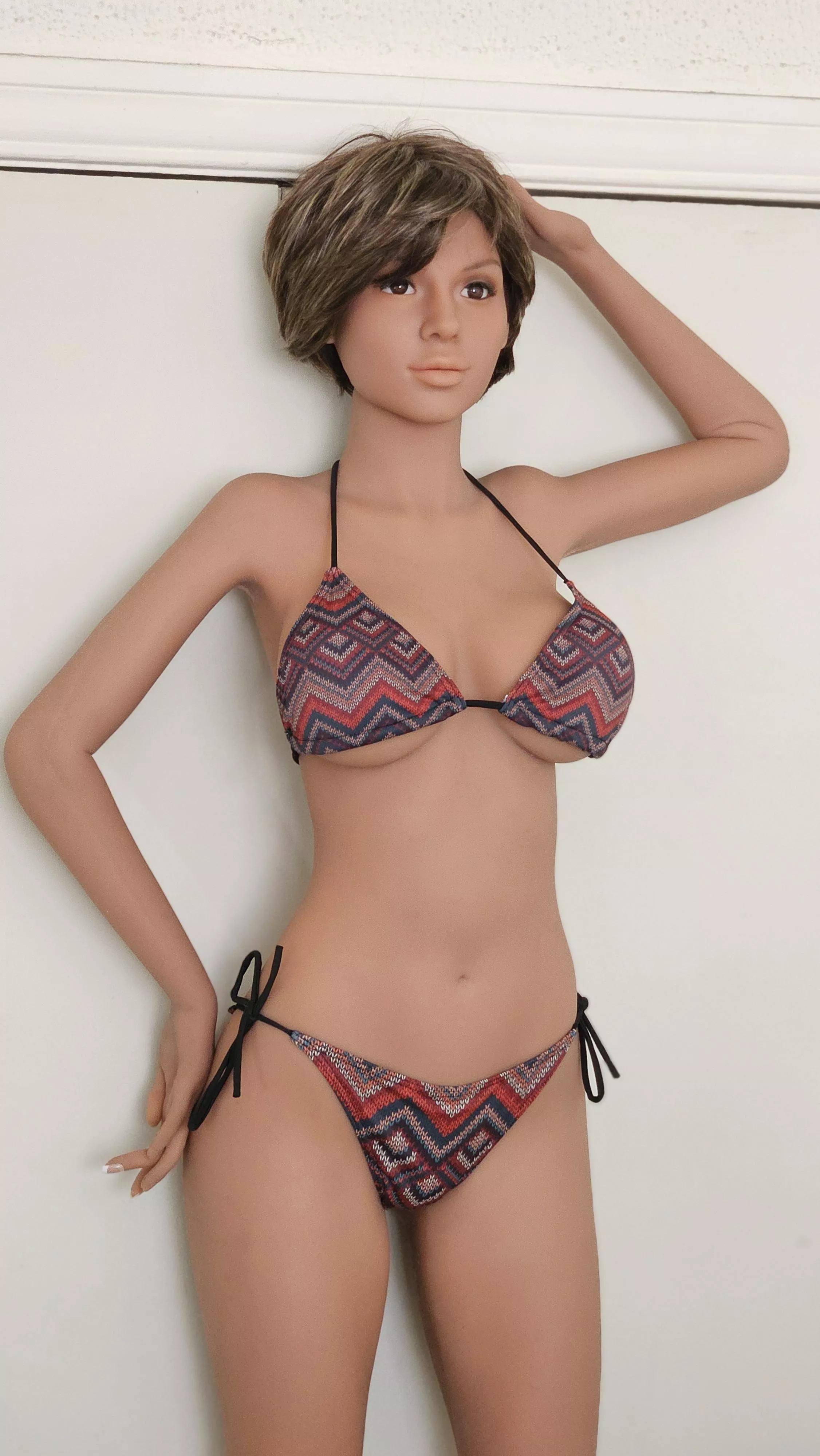 Chloe bikini Sunday