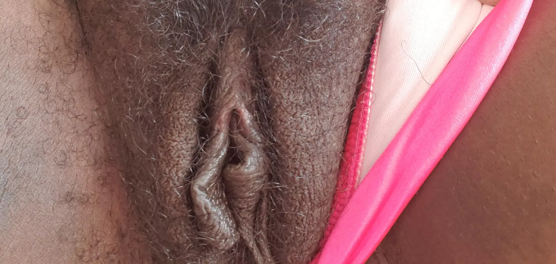 Chocolate pussy that's ready to be eaten ! 😋