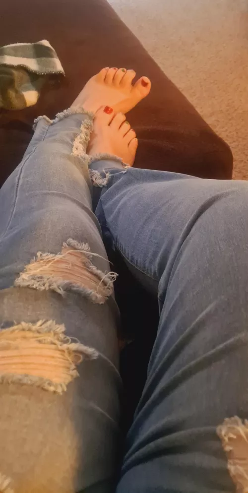 Christmas toes