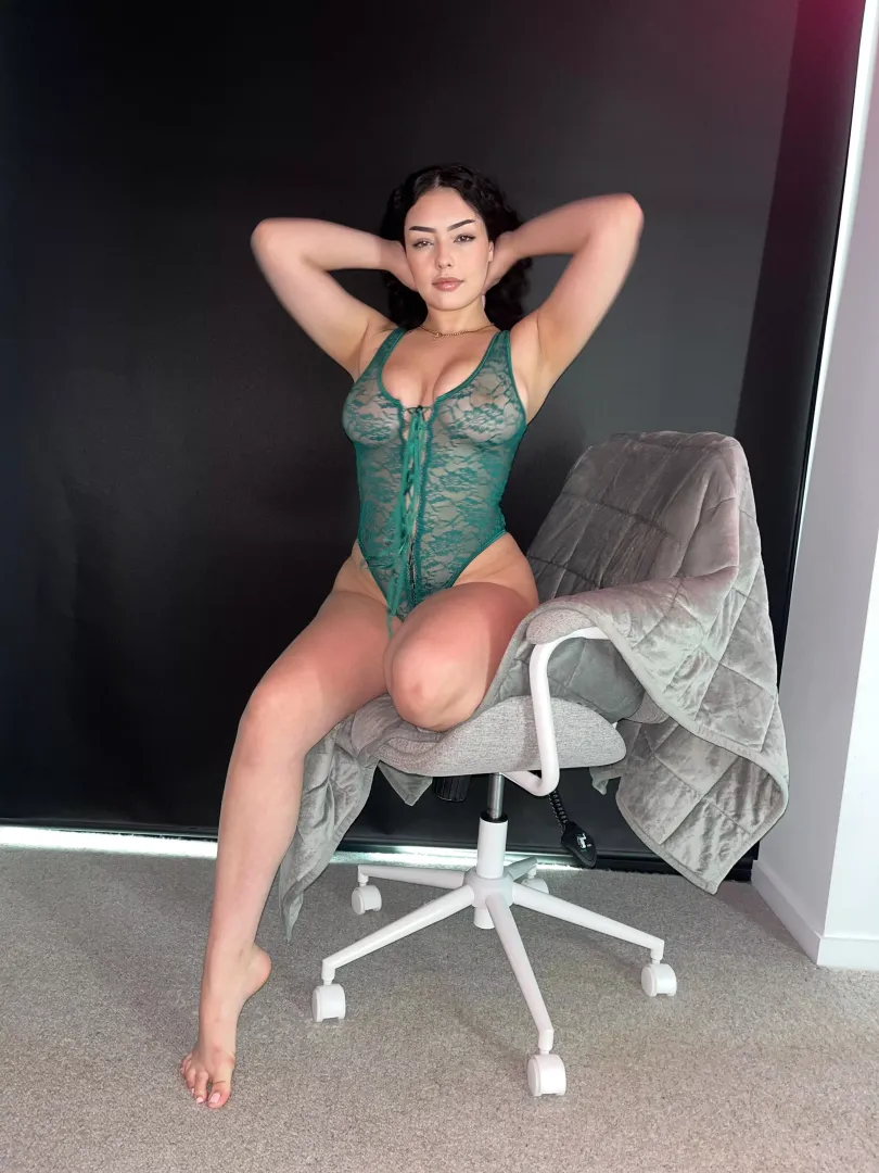 Chubby always correlates with juicy melons, wdyt?