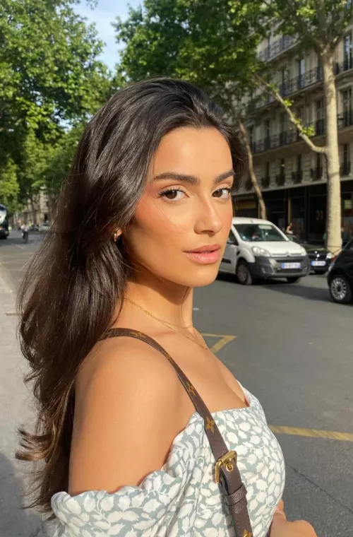Claire Burgos
