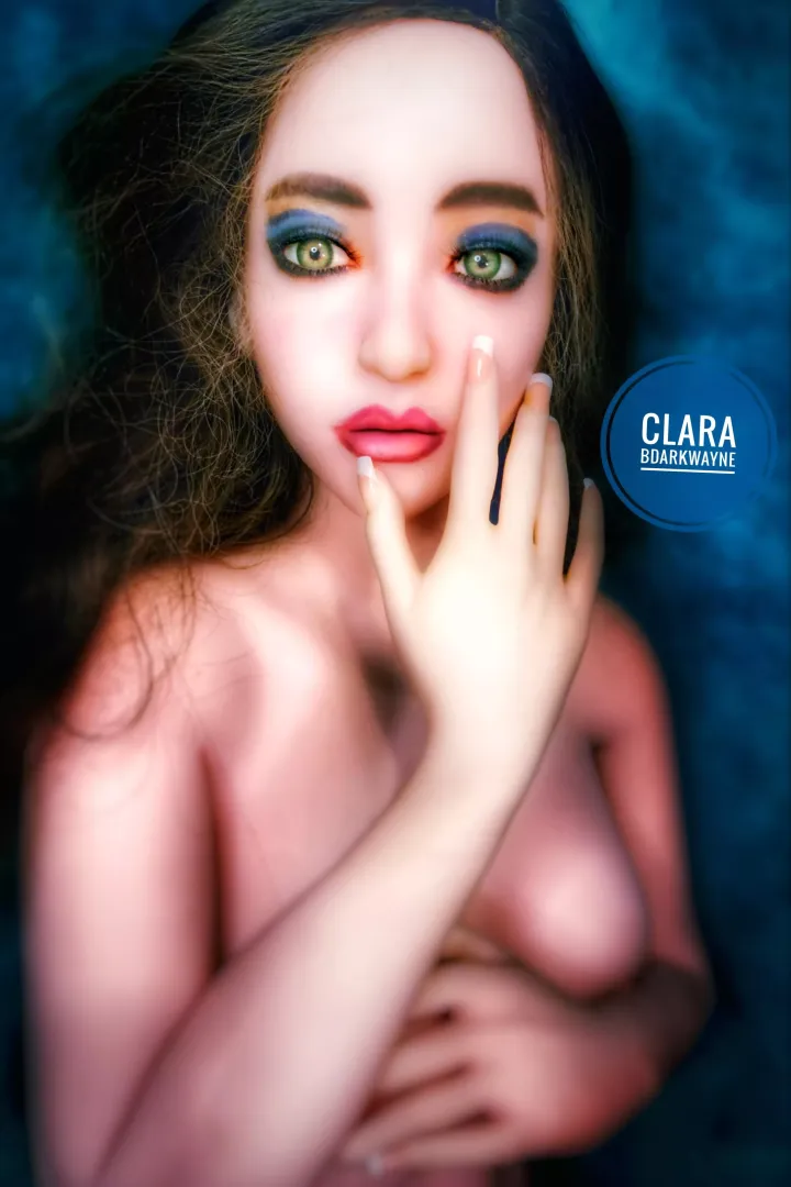 Clara trying a new look