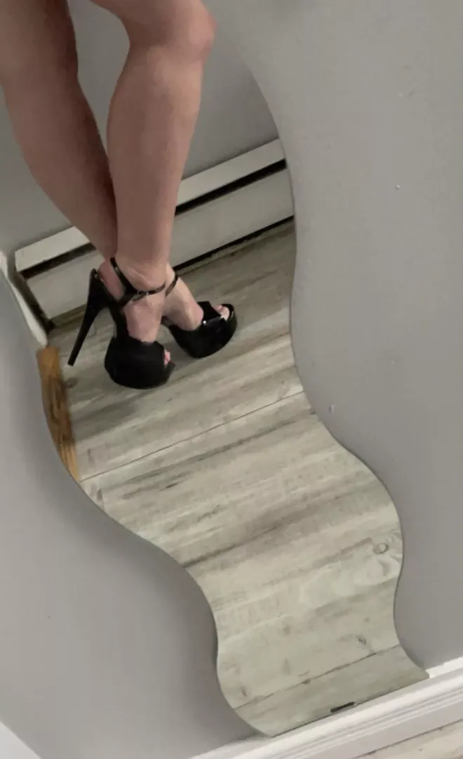 Classic black heels 🖤