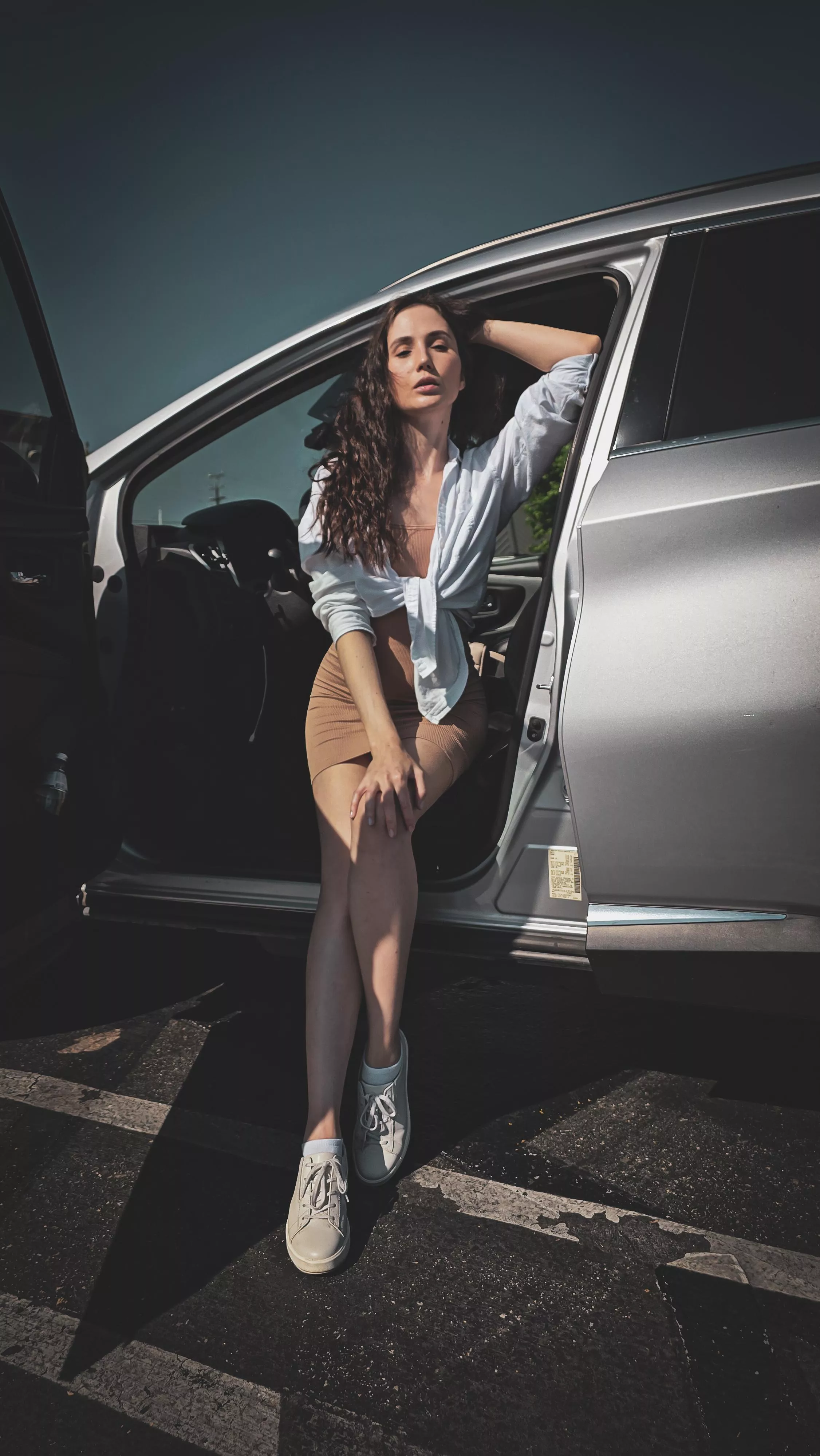  Classy and gorgeous 