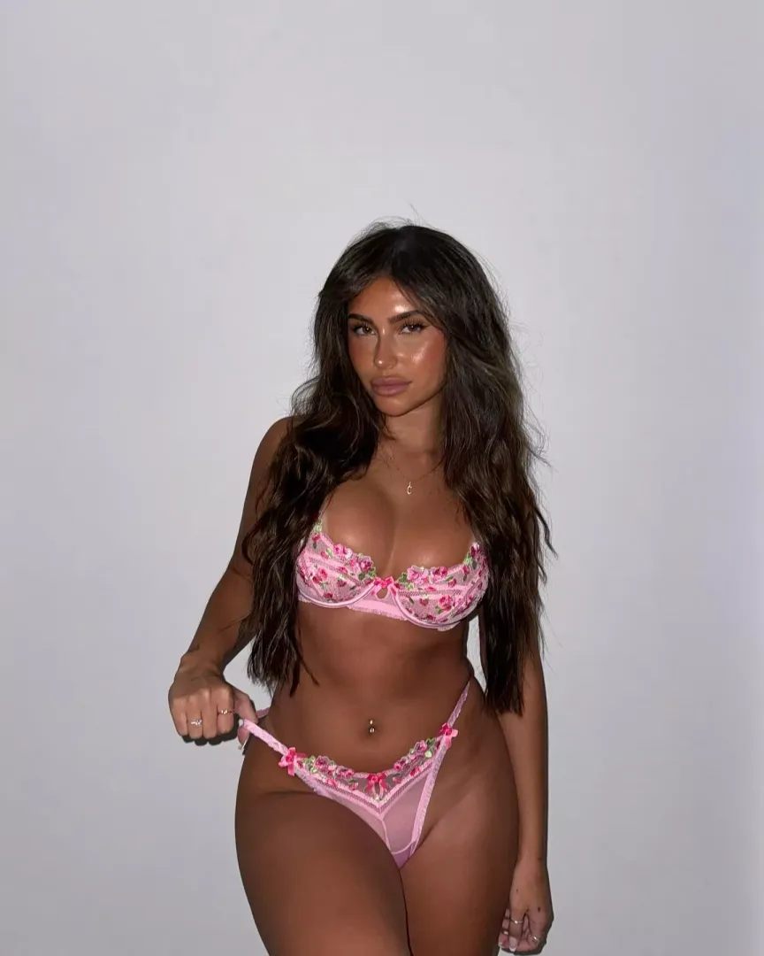 Claudia Tihan