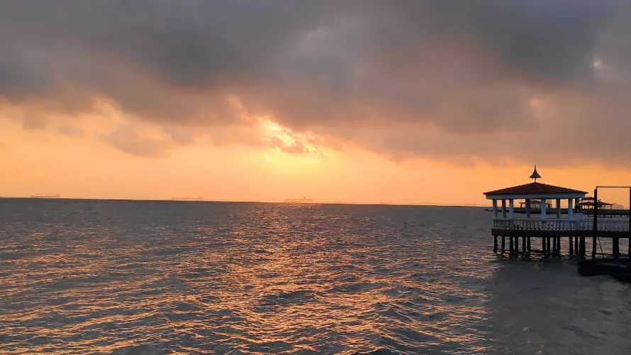 clouds of gods in 6:24 Am