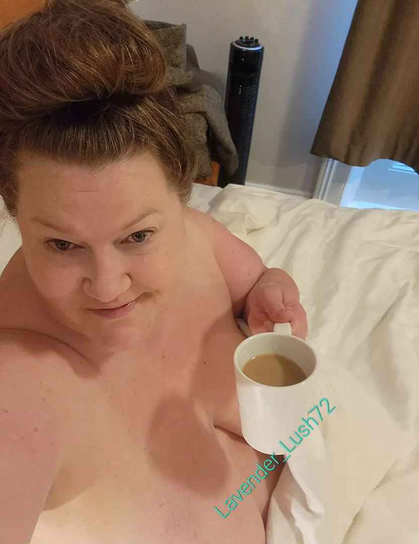 Coffee in bed with me ☕️ ❓️😘[F50]