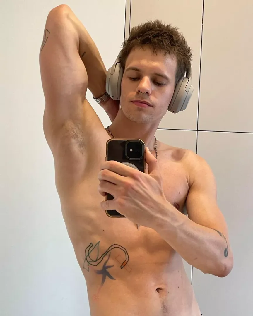 Come and give me a lick
