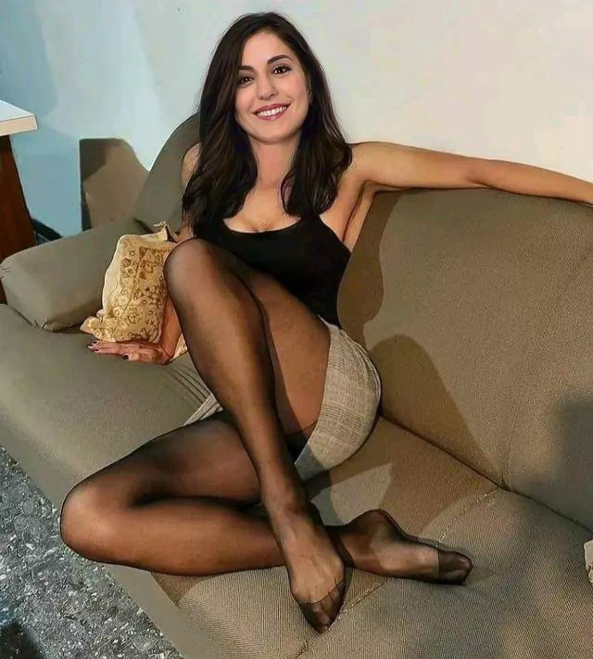 Come and sit nearby