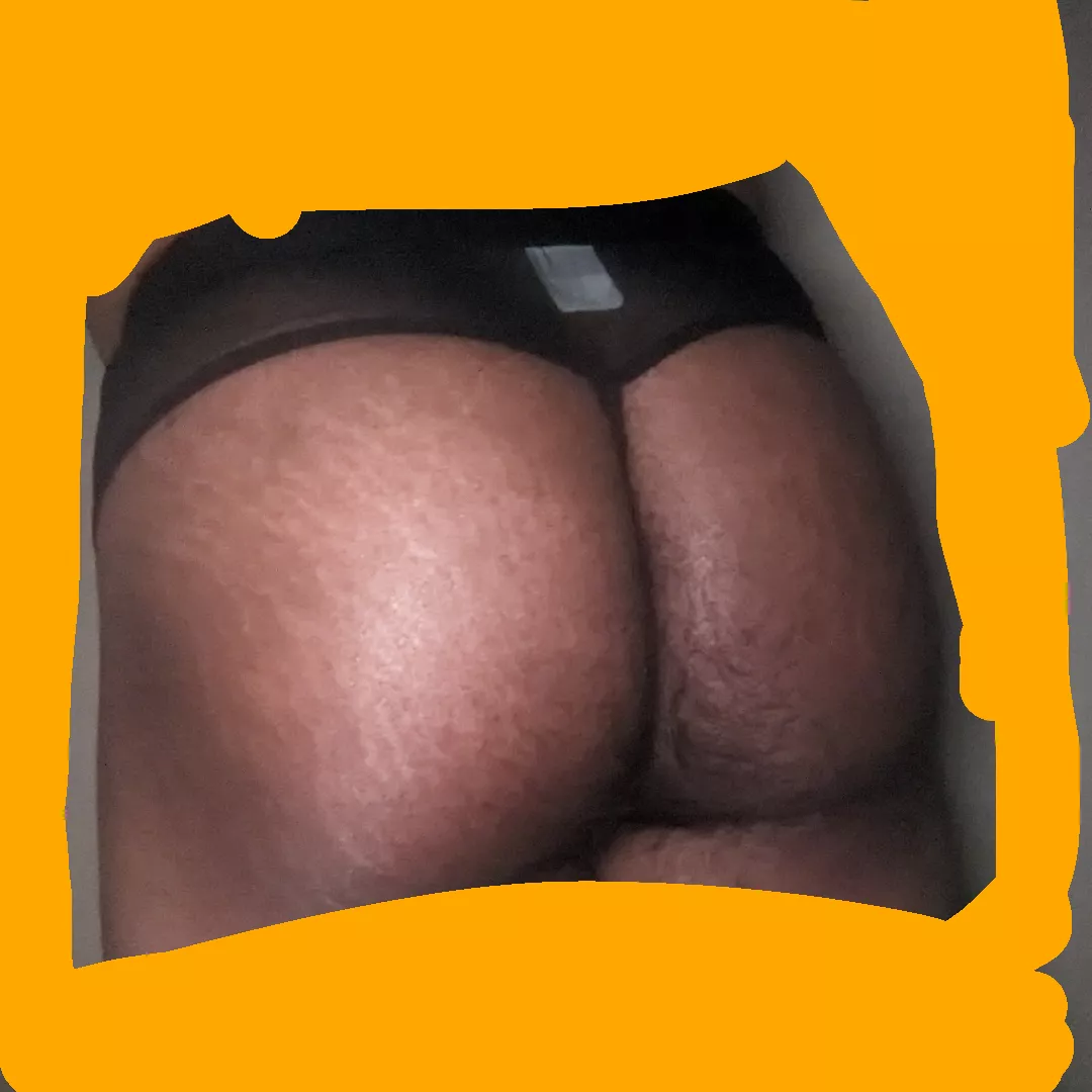 Come and spank this ass