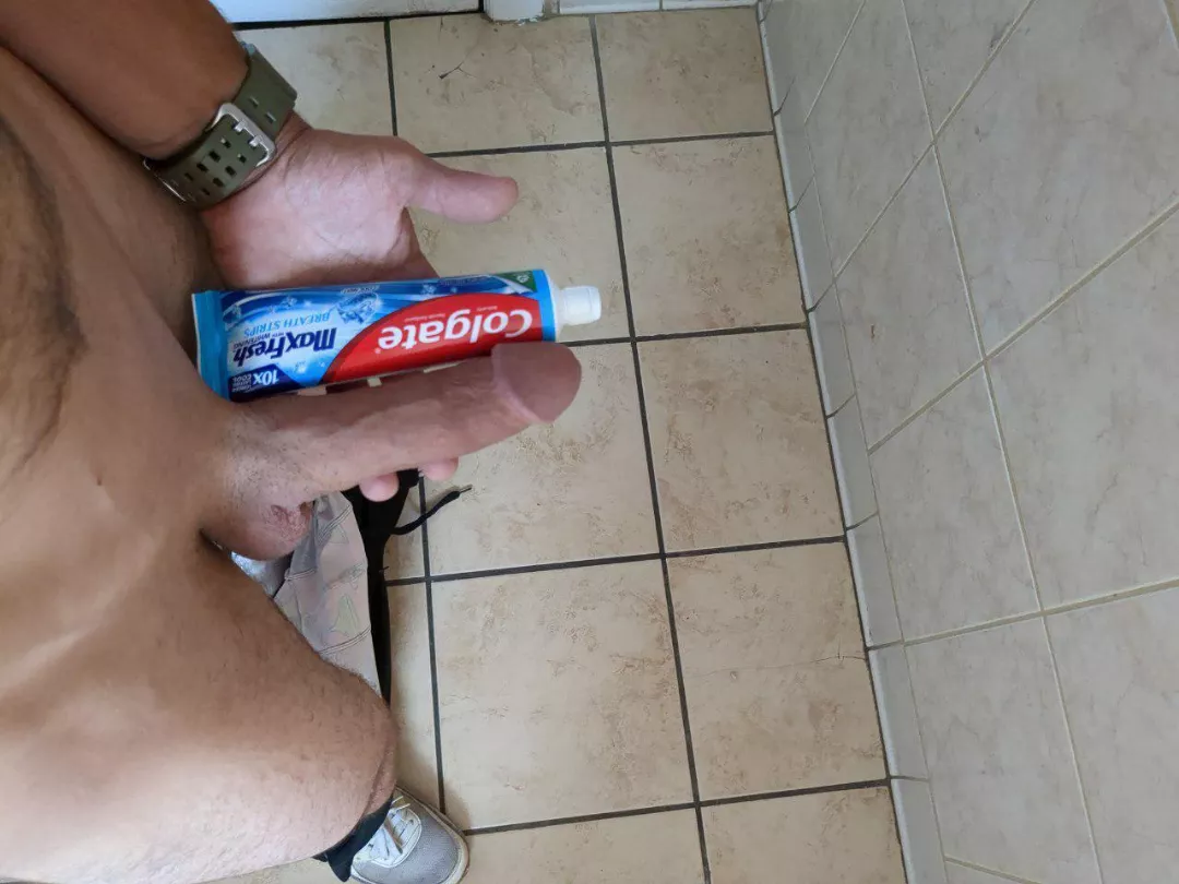 Come brush your teeth 🤤🤤 react an I'll personally dm you