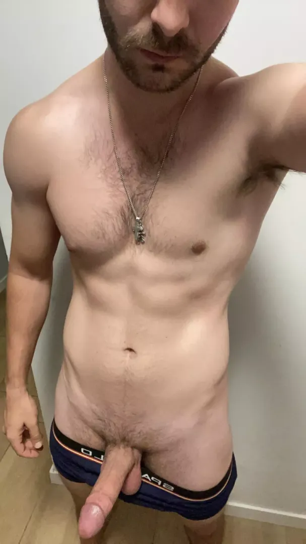 Come closer babe