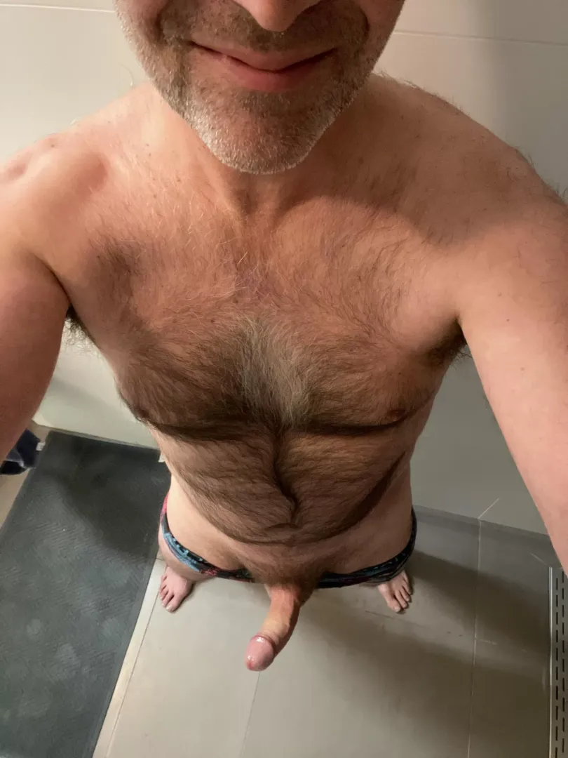 Come feel my scruff