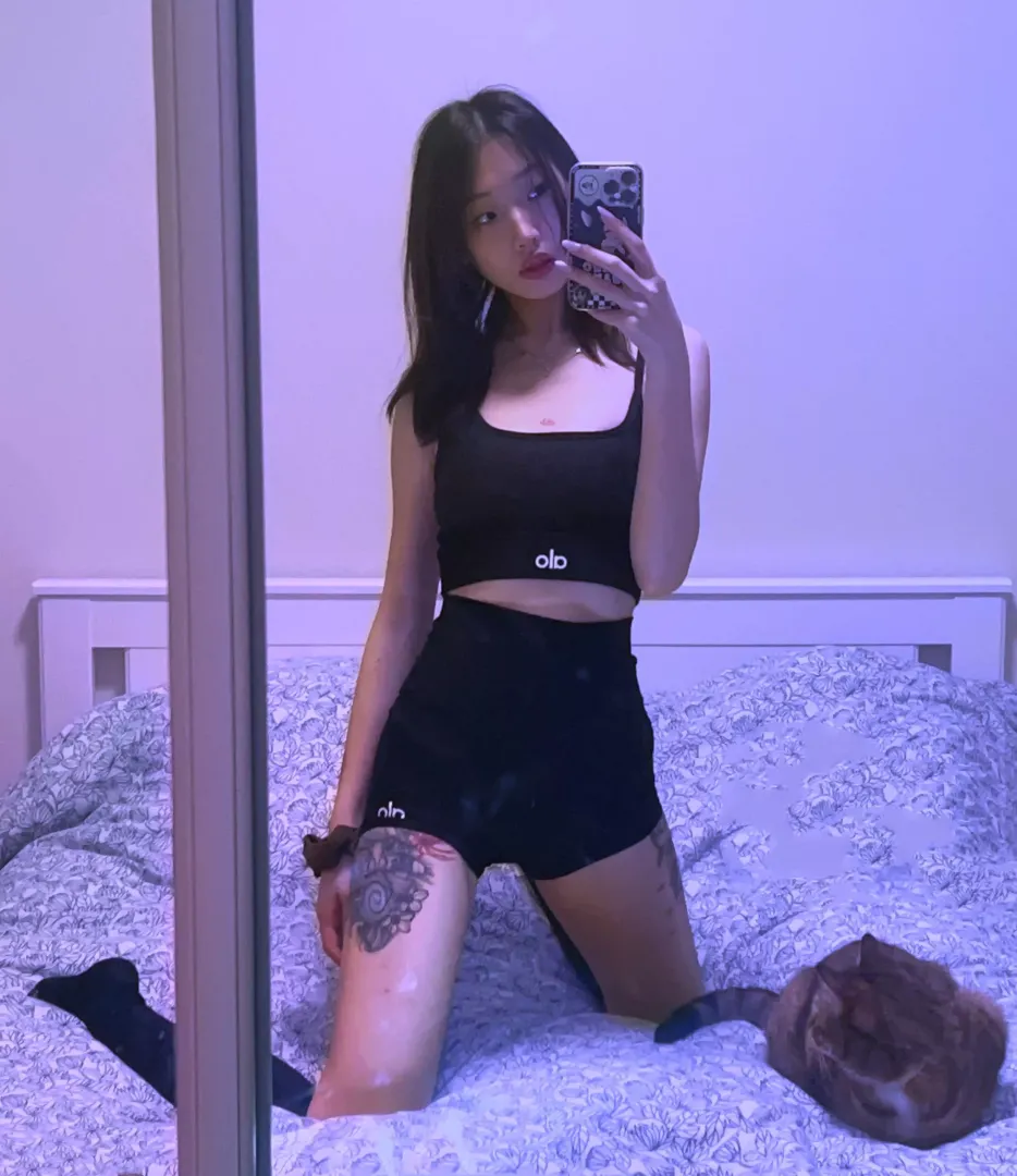 Come get in bed with me 😌