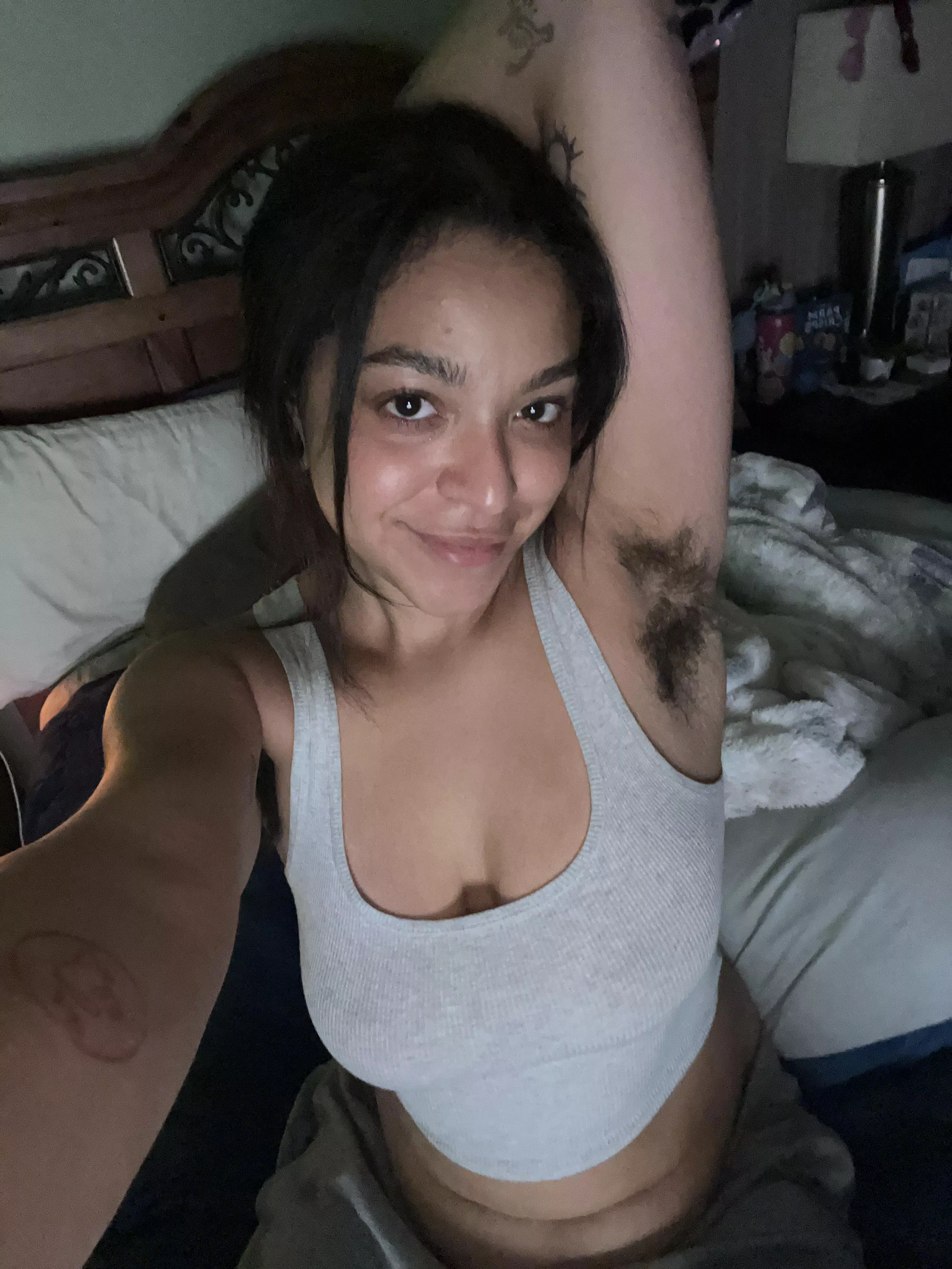 come hang out with me.. 