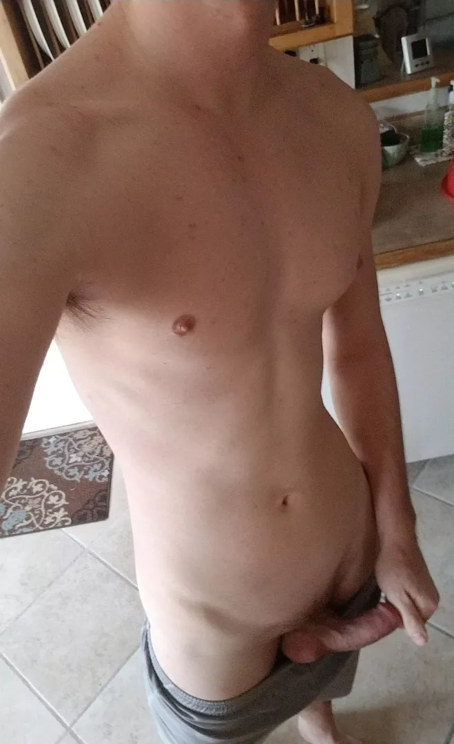 Come help me in the kitchen?