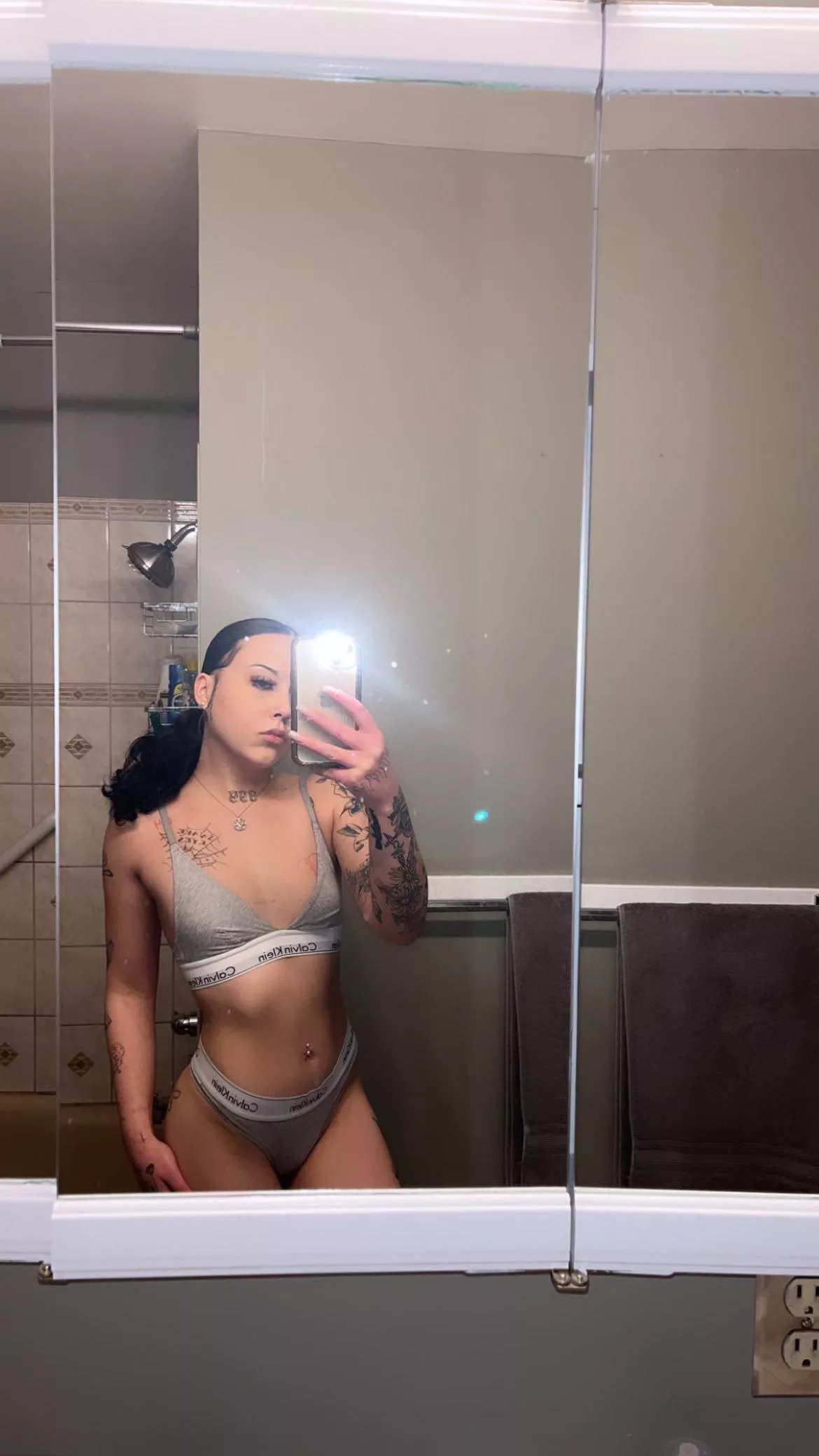 Come here ya little bitch 😈😈💜