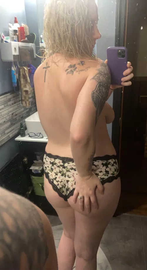 Come join me on my snap! 27milf housewife!