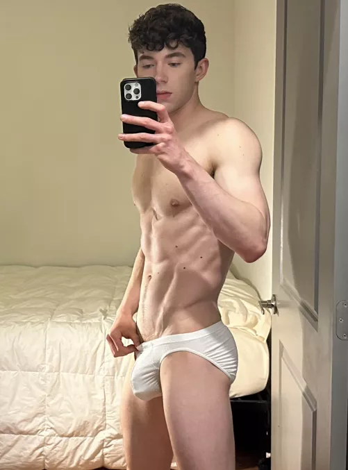 Come kiss it though the fabric and get it hard