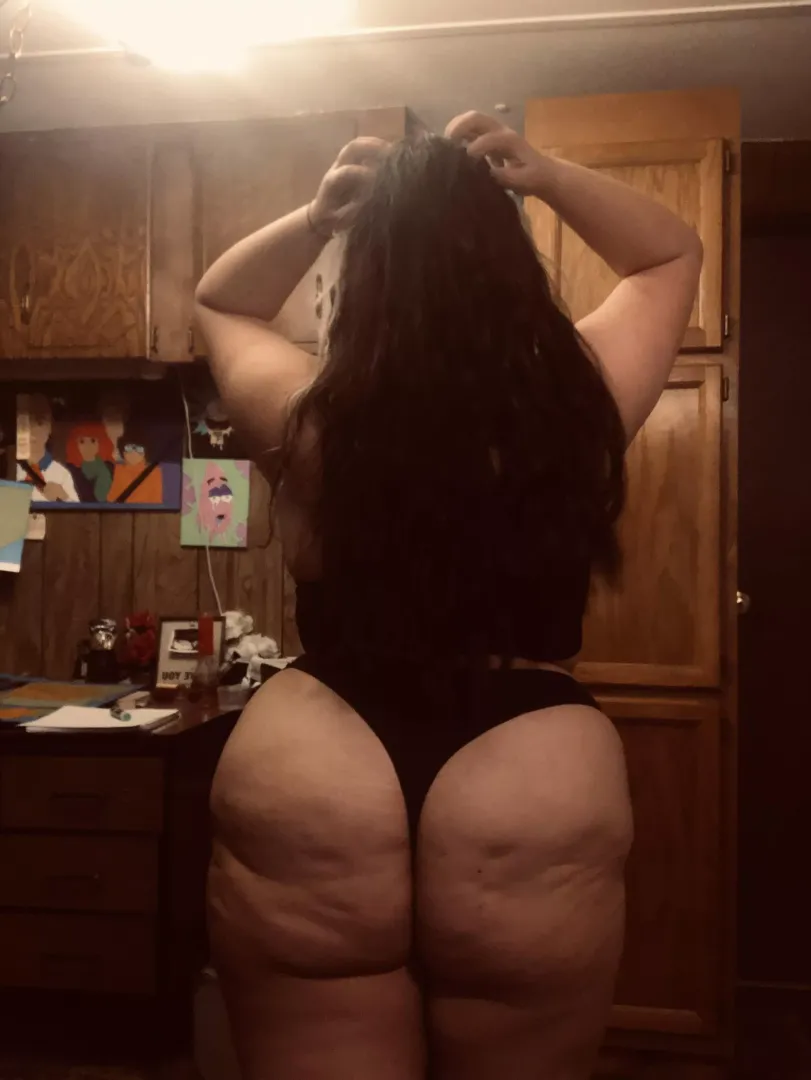 Come leave your mark on me daddy😩🤤 (OC) (23F)