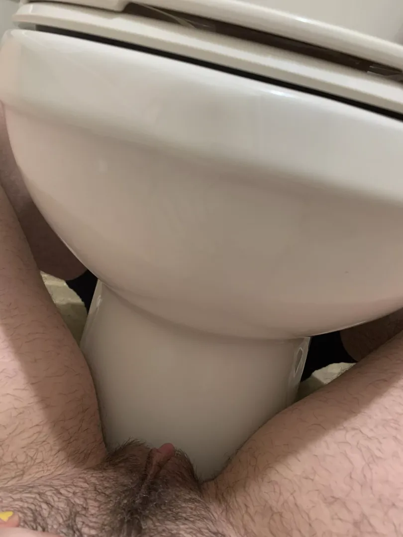 Come pee on me