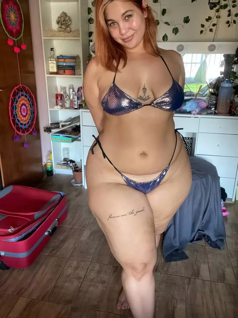 Come play with me??