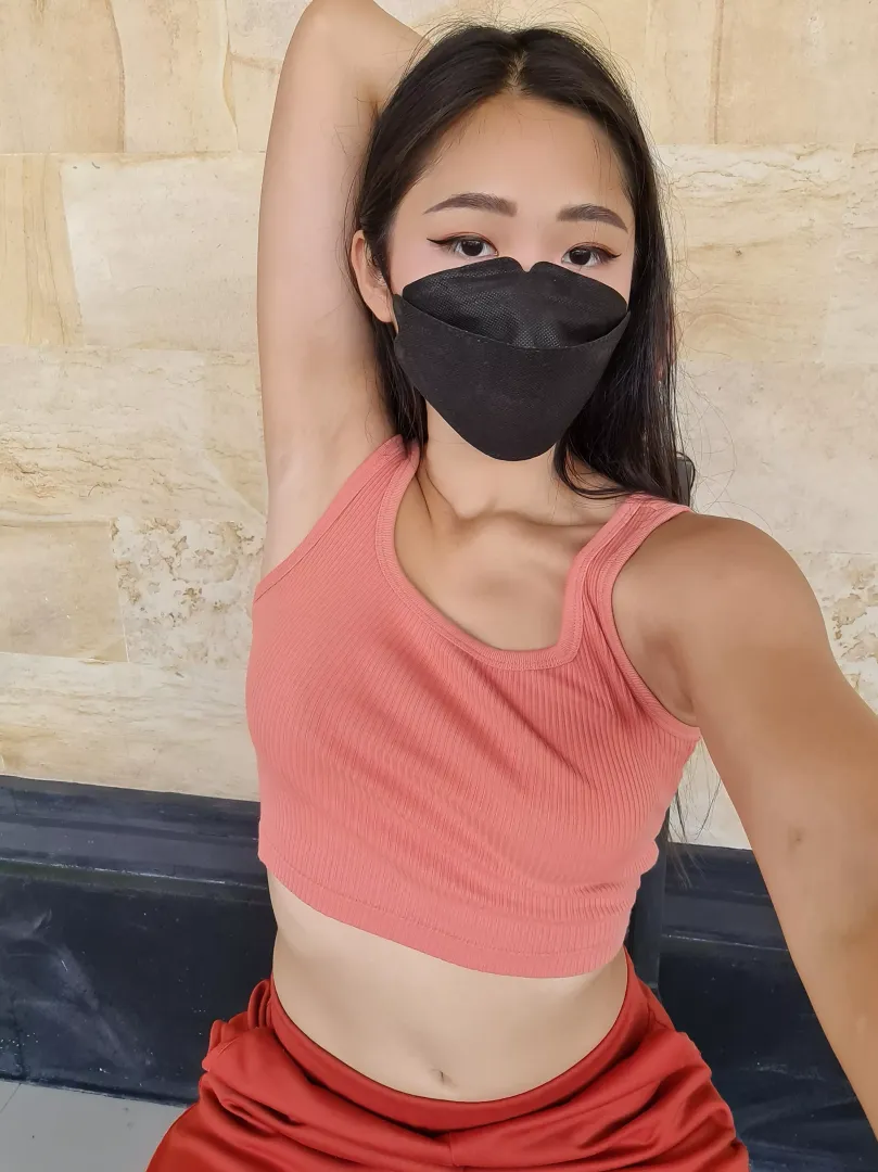 Come play with my asian armpits