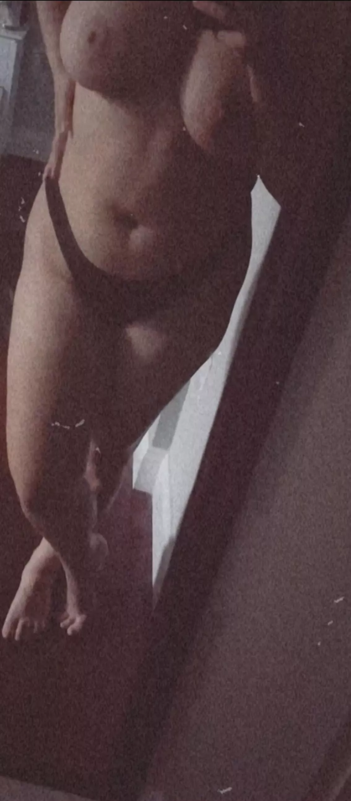 Come see more of me papi