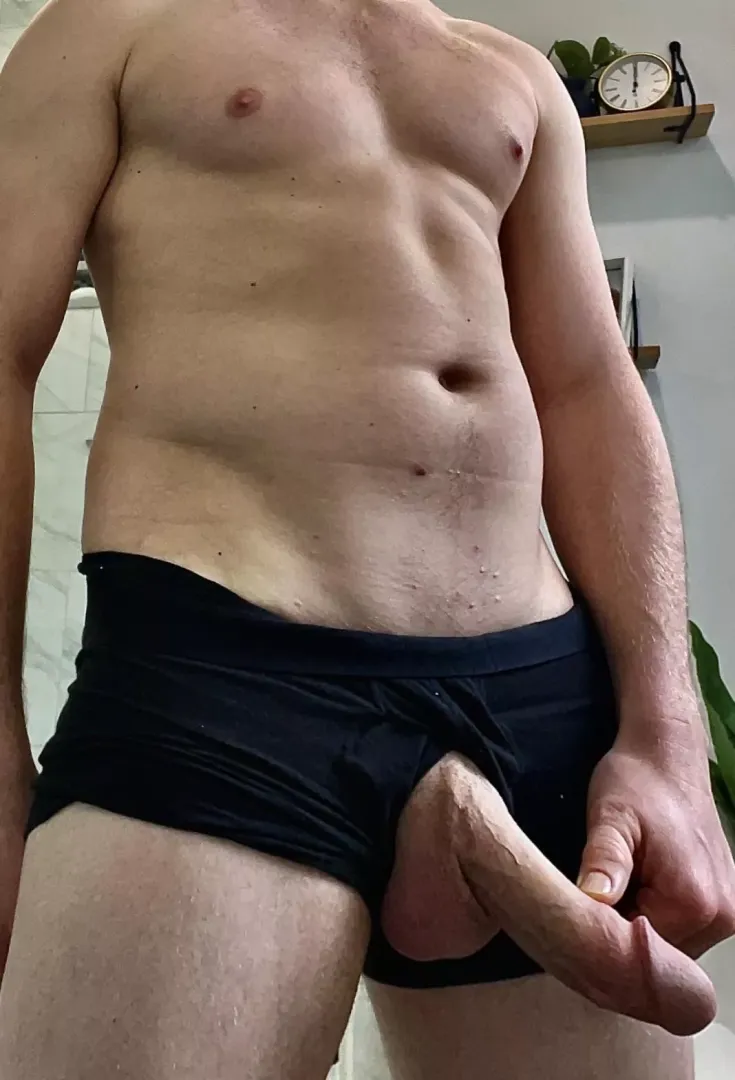 Come suck me before a shower ;)