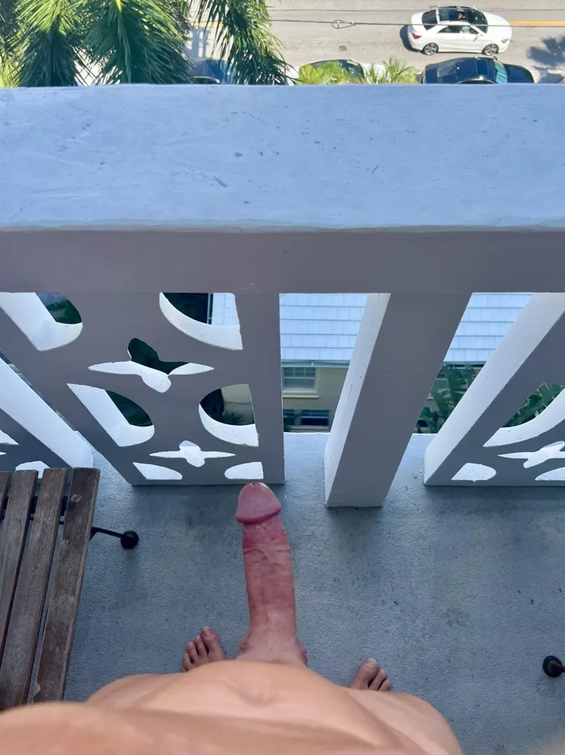 Come take my dick against the railing
