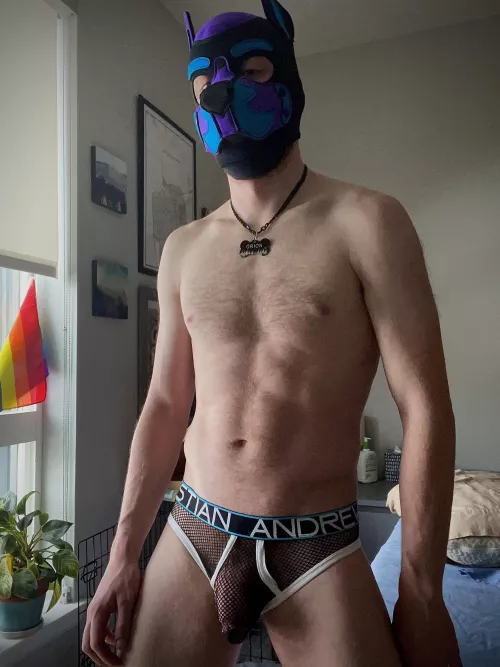 Come to bed with me