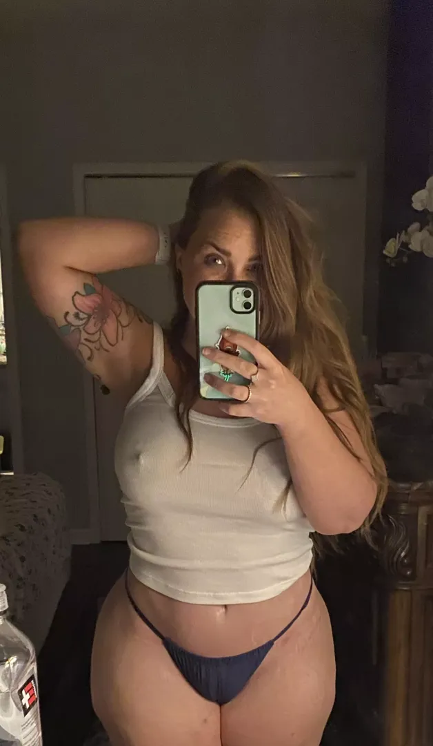 Come to bed with me (f)