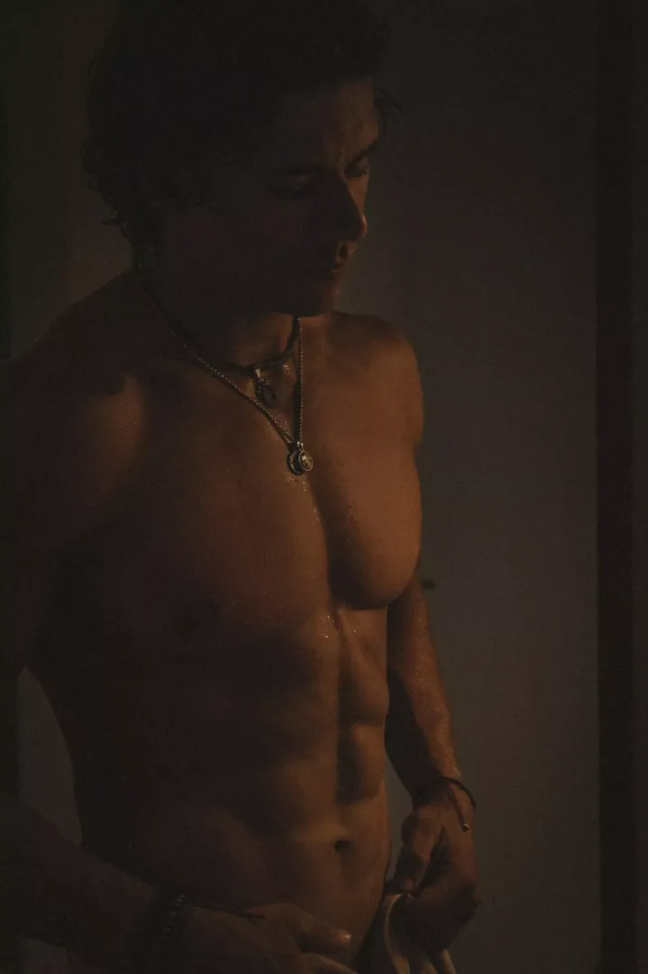 Come to the bedroom, I have something for you!